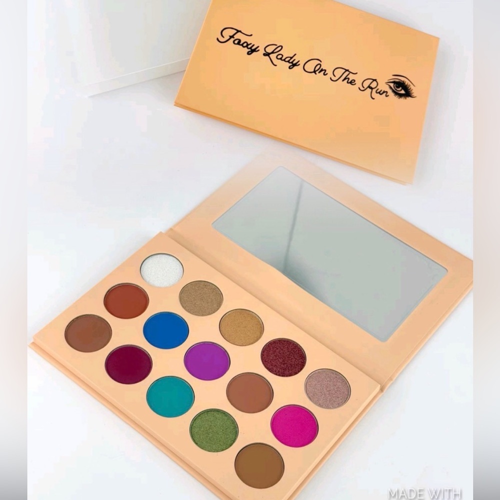 Eyeshadow Palette - Vibrant Collection